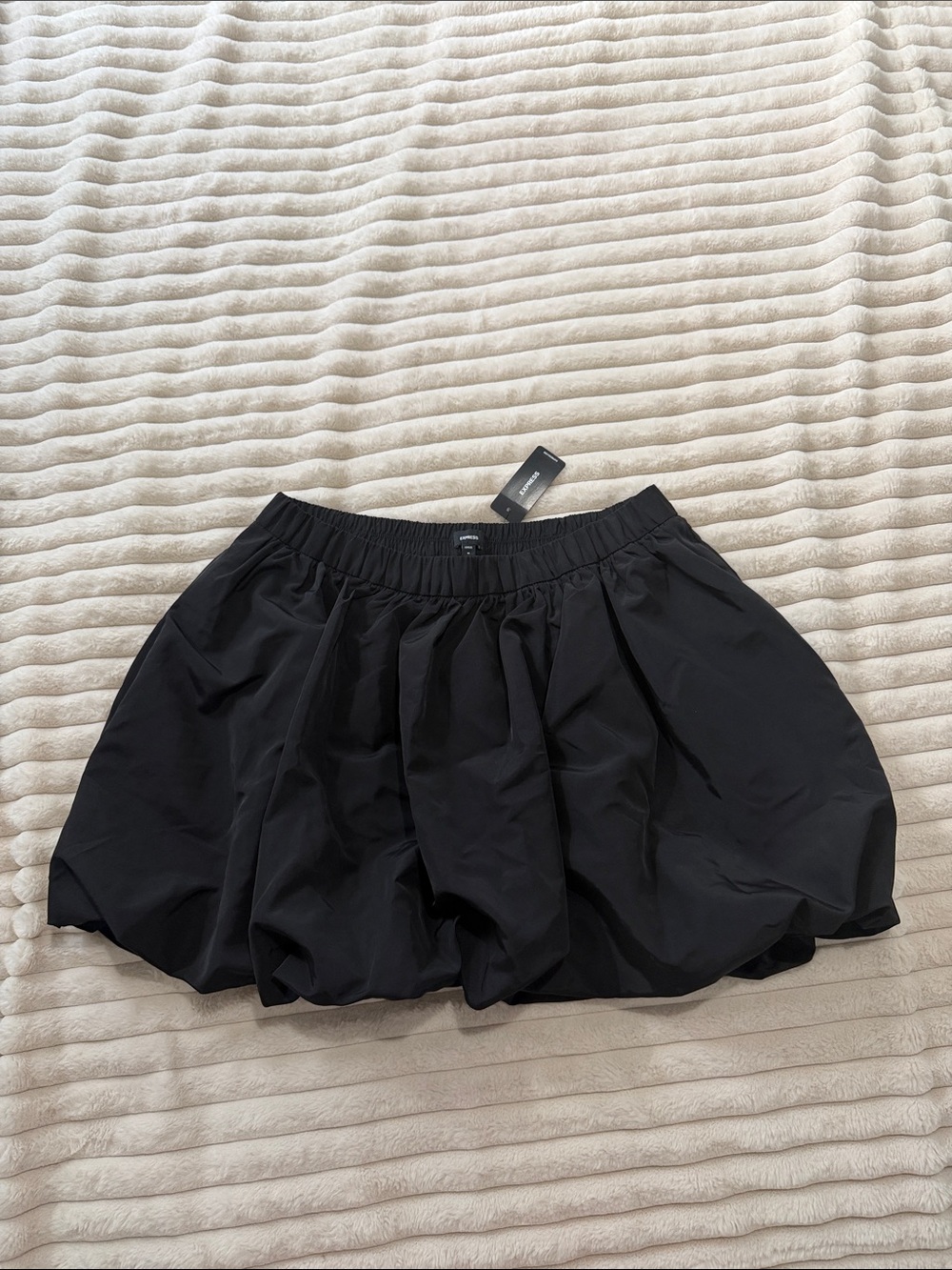 Express Black Bubble-Hem Mini Skirt